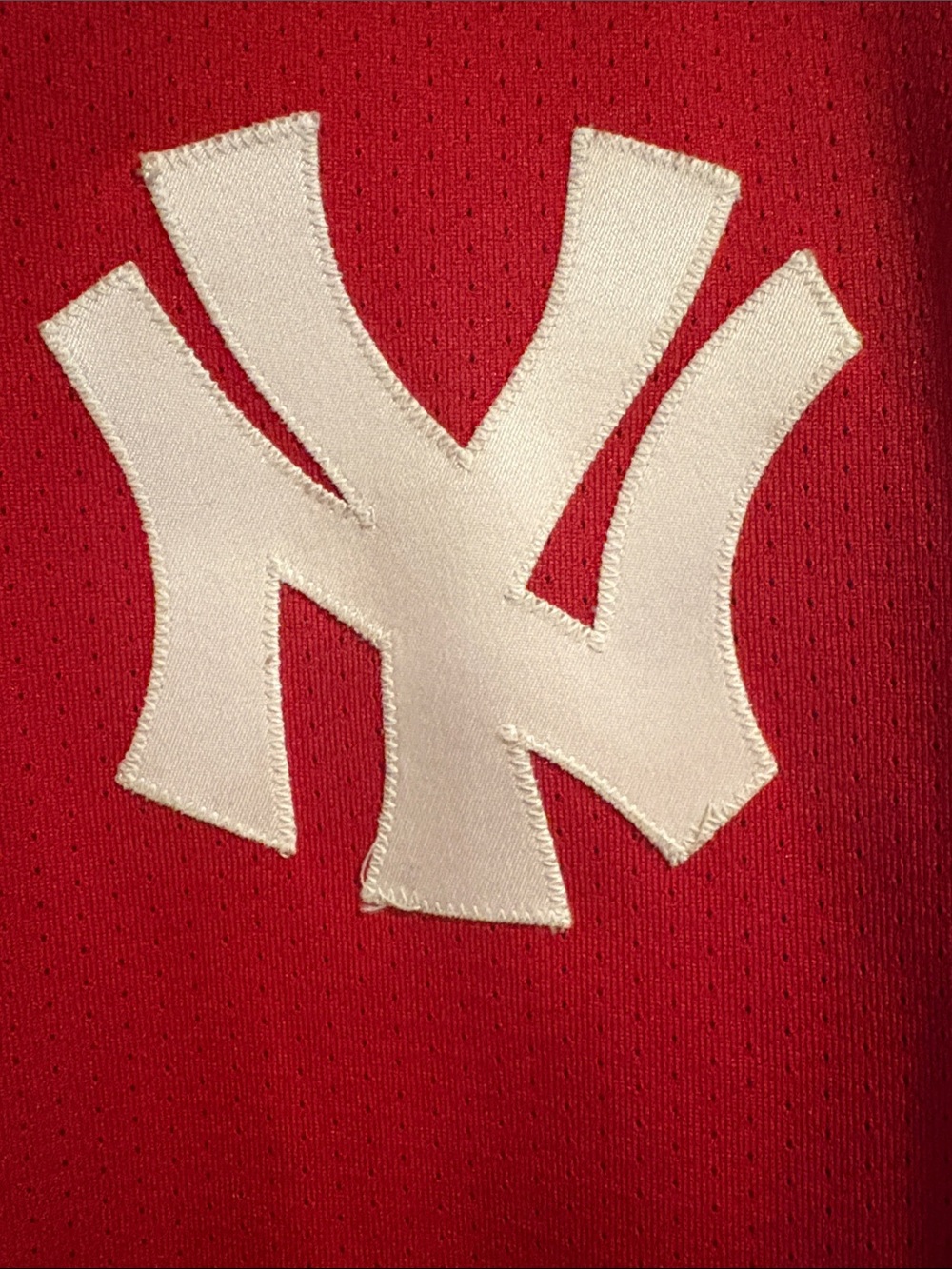 Red New York Yankees Button-Front Baseball Shirt - size Large - Picture 4 of 7